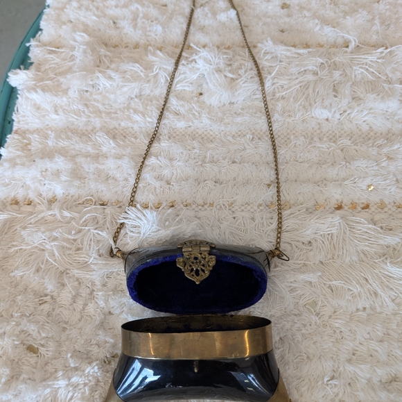 Vintage Metal Bag With Velvet Purple Velvet. - Picture 2 of 5